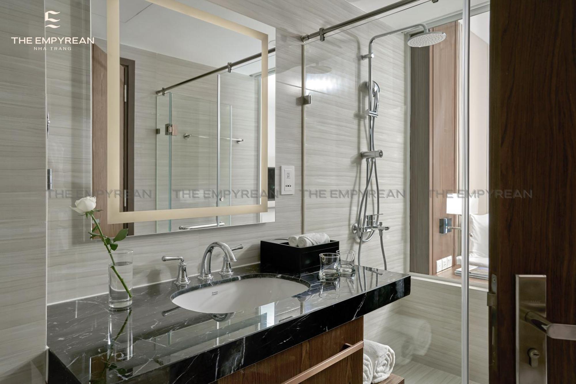 Hotel The Empyrean Nha Trang Habitación foto